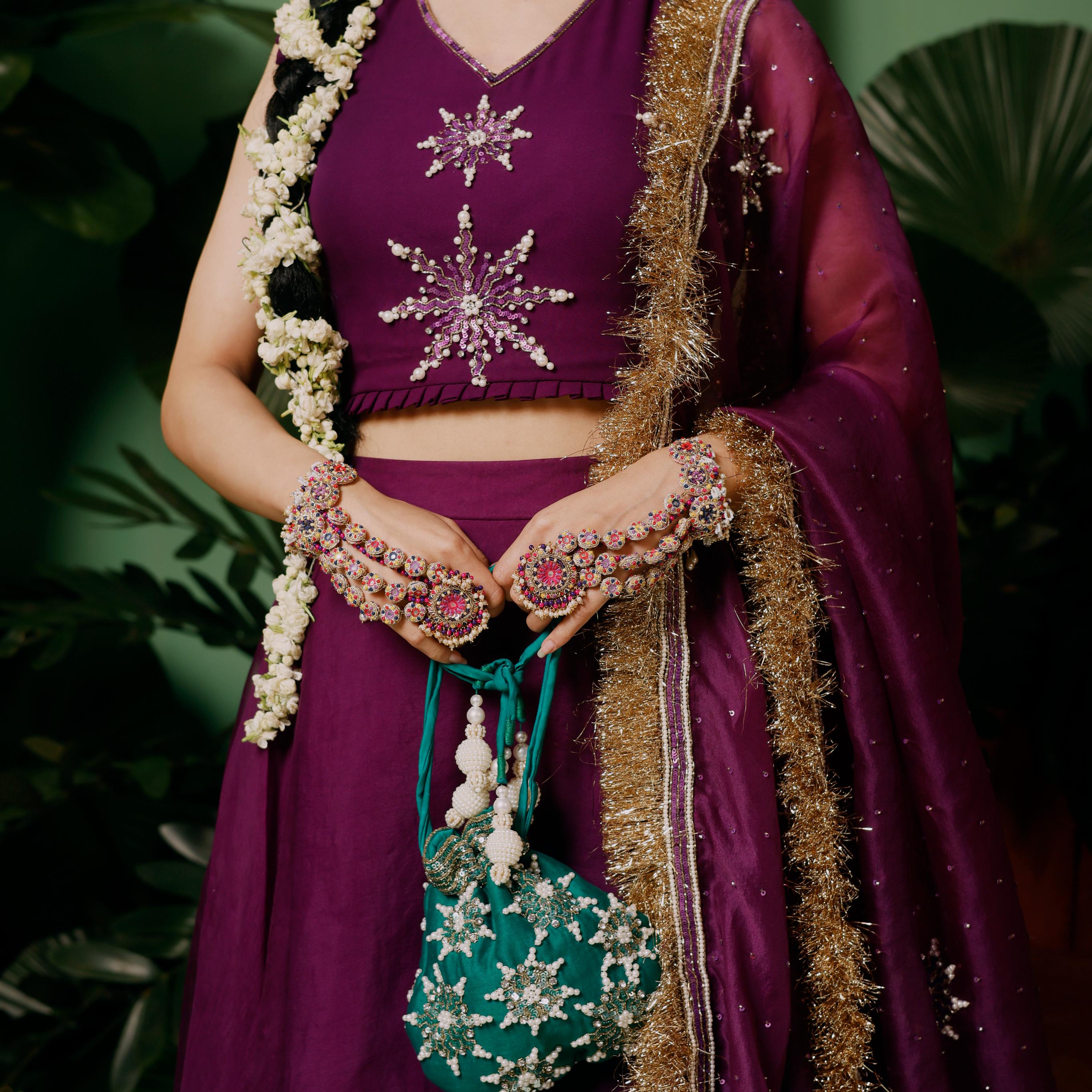 Aayris Lehenga Set