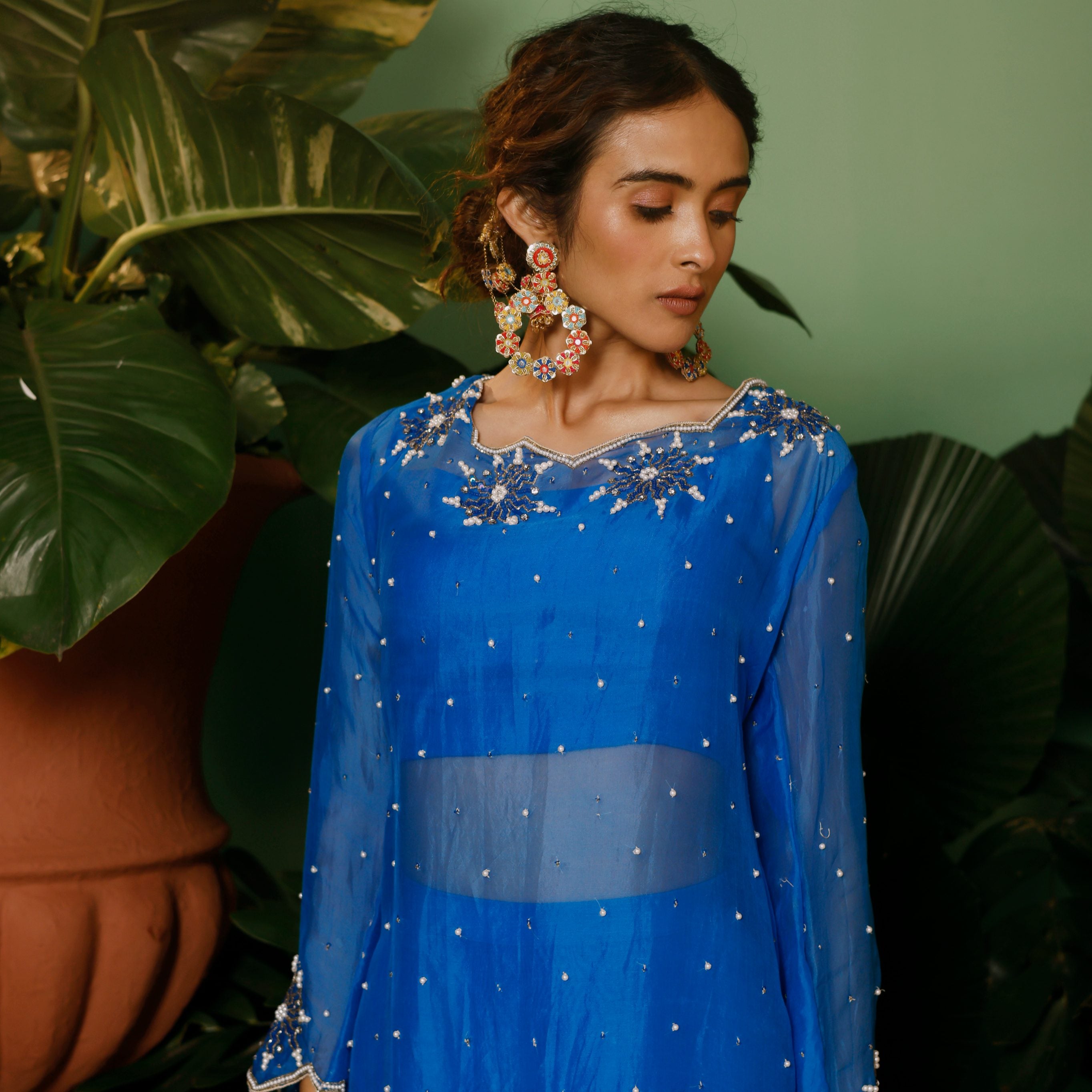 Aabroo Long Kurta Set